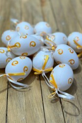 Beysüs Paskalya Yumurtası Beyaz Sarı 12 li - Beysüs