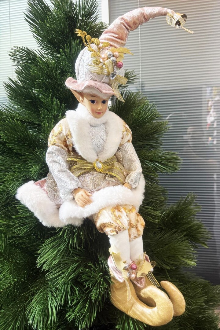 Beysüs Yılbaşı Ağacı Süsü Lüks Oturan Elf Figürü Şapkalı – Premium Koleksiyon - 3