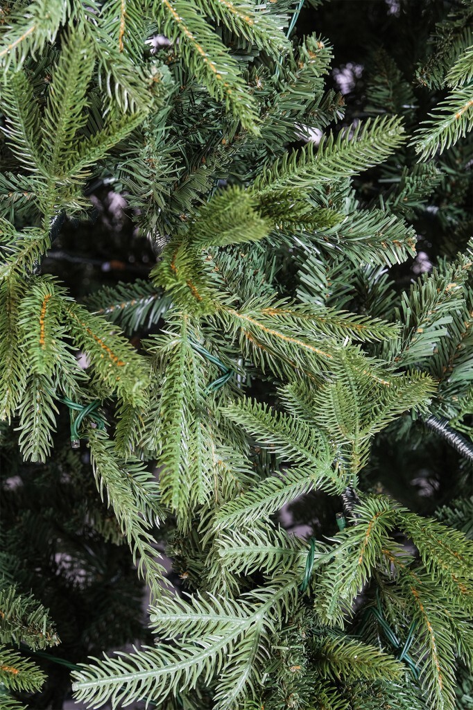 Beysüs Yılbaşı Çam Ağacı Kendinden Işıklı Lüks Seri 180 cm 1524 Dal Gravia 429 - 3