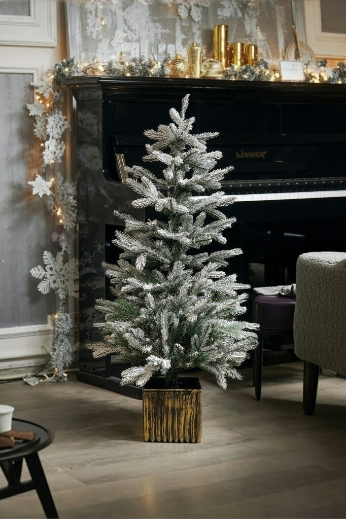 Beysüs Yılbaşı Çam Ağacı Ladin Kendinden Karlı Yoğun Dallı 120 cm 450 dal - 2