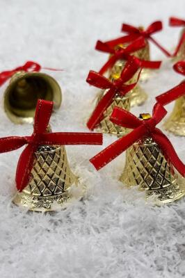 Beysüs Yılbaşı Çam Ağacı Süsü Çan Gold 4 cm Sarı Kurdelalı - 3