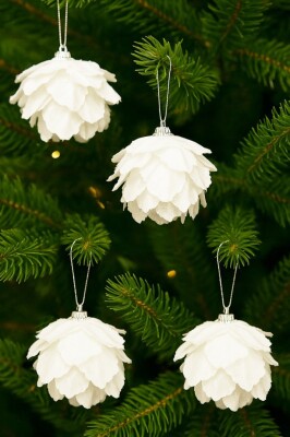 Beysüs Yılbaşı Çam Ağacı Süsü Çiçek Beyaz 4 Lü 6 cm - 1