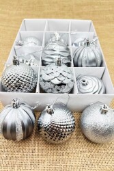 Beysüs Yılbaşı Çam Ağacı Süsü Cici Top Özel Paketli 6 cm 12 li Gümüş - 4