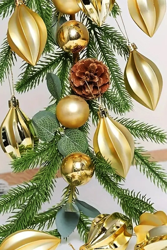 Beysüs Yılbaşı Çam Ağacı Süsü Parlak Gold Damla Cici Top 9 cm 2'li - 6