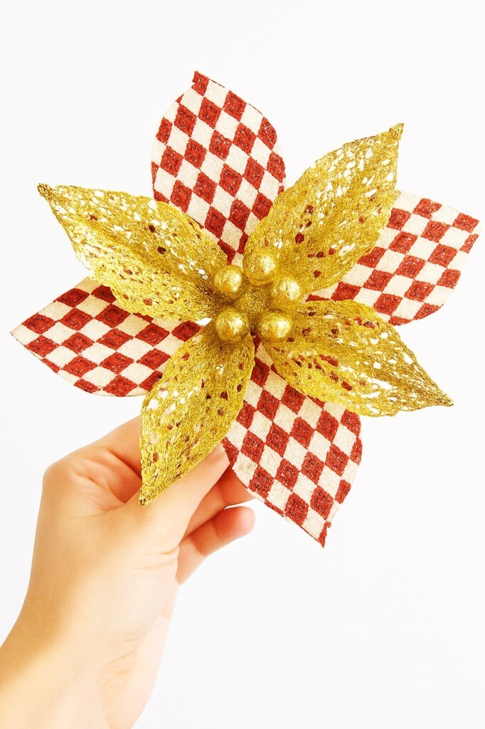 Beysüs Yılbaşı Çam Ağacı Süsü Ponsetya Çiçek Büyük Kırmızı Beyaz Desenli - 2