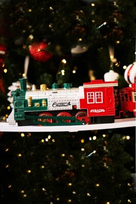 Beysüs Yılbaşı Çam Ağacı Treni Aparatlı Işıklı Sesli - 3