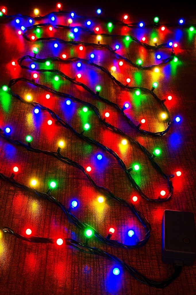 Beysüs Yılbaşı Led Işık Yeşil Kablolu Eklemeli Renkli 9 m - 1